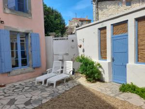 Maisons de vacances Le gite de Sainte Valiere PISCINE et SPA : photos des chambres