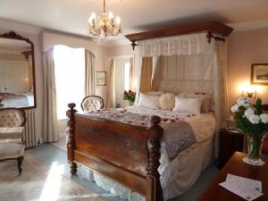 Luxury Double Room room in Queen Anne House