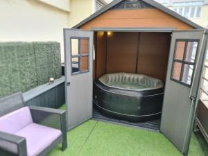 Hotels L'Empire Paris - Louvre : Suite « Joséphine » avec Terrasse et Jacuzzi 