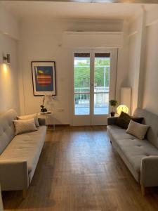 Great Apartment with Terrace in Central Athens