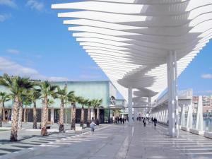 Holidays2Malaga Carreteria 97 Loft High Speed WIFI