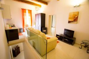 Valletta-Central duplex maisonette