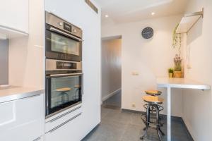 Luxurious, updated, warm & stunning Home terraces