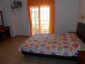 Studio with Sea View (2 Adults)