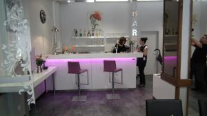 Hotels Hotel des Pays Bas : photos des chambres