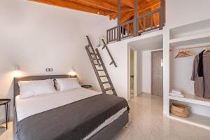 Junior Suite with Sea View room in Costa Azzurra Hotel