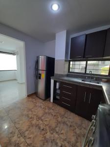 Espectacular departamento de tres habitaciones en Edificación Amaralto