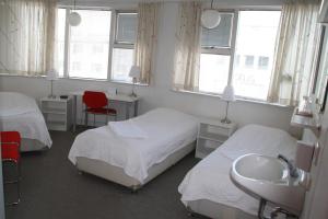 101 Guesthouse Hotel