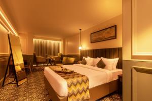 Sapphire Boutique Hotel