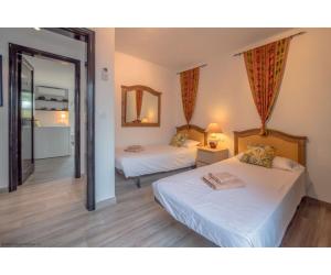 Puerto Chico I and J