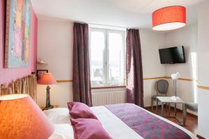 Hotels Hotel Logis Beausejour : photos des chambres