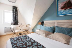 Hotels Hotel Logis Beausejour : photos des chambres