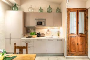 HomeForGuest Cosy rural flat La Lavanda surrounded by nature