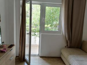 Candy apartment central location Bečići