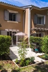Maisons de vacances Golf Domaine Albret - Charmant duplex T3 re-equipe avec piscine et terrasse amenagee : photos des chambres
