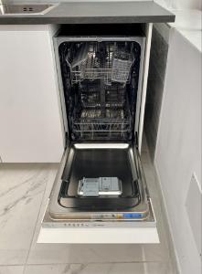 The Cove 1.3km from beach