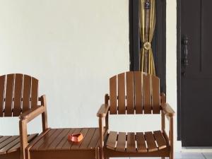 penginapan karanglaut santolo