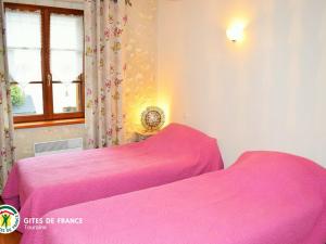 Maisons de vacances Gite Cangey, 4 pieces, 6 personnes - FR-1-381-82 : photos des chambres