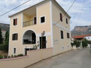 Apartment Theodoros