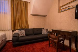 Gulliver Mansion Hotel