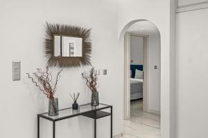BillyMare central Glyfada apartment