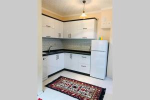 River Side Placed Suit House Seçer Apart