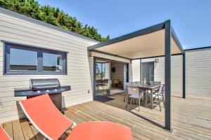 Chalet pour 8 dans résidence avec piscine chauffée