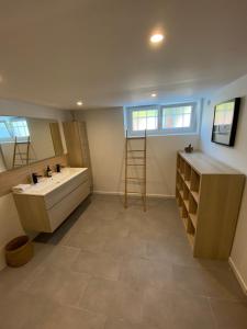 Appartements appartement rez de villa proche port et plages de Sanary : photos des chambres