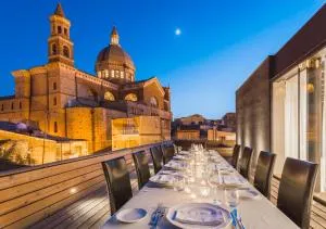 阿尔巴宫殿酒店 - 卡尼卡特伊