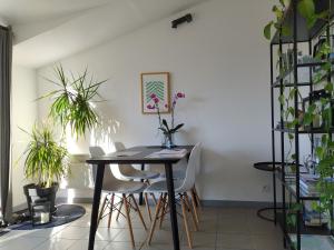 Appartements Charming Duplex with Terrace Historical City Center : photos des chambres