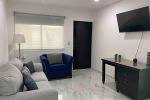 Bright Luxury Apartment with swimming pool