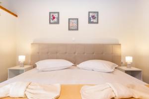 Odisseus old town apartment