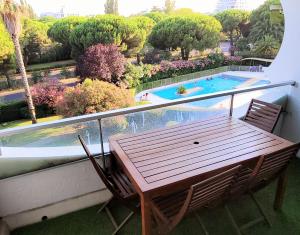 Studio Piscine à 5 minutes des plages du couchant
