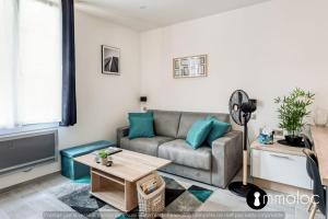 Hyper central studio 2 minutes walk from "Nice Etoile"