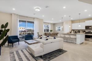 Five-Bedroom House room in New Luxury Home In Solterra Resort Kissimmee! home