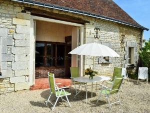 Maisons de vacances Gite Parcay-sur-Vienne, 3 pieces, 4 personnes - FR-1-381-440 : photos des chambres