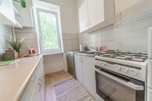 Bright And Cozy Golden Apartments Old TownAS95