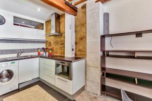 43- Parisien Flat Boulevards