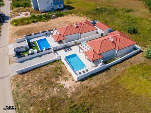 Villas Sabun - modern house with heated pool