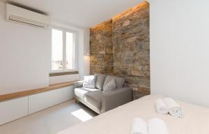Studio Apartment Tetida by Locap Group