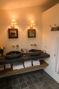 B&B / Chambres d'hotes La Maison D'Aime : Chambre Double