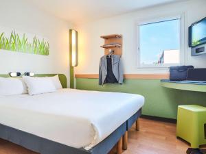 Hotels Ibis Budget Versailles Coignieres : Chambre Double