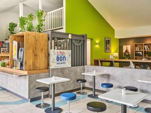 Hotels Ibis Budget Versailles Coignieres : photos des chambres