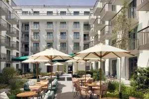 Schwan Locke - بولاخ إم إيزارتال