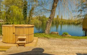 Campings Camping du Chateau Vert : photos des chambres