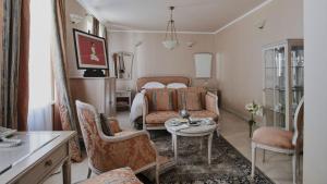 Suite room in Vozdvyzhensky Boutique Hotel