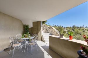 Seli Sea View Apartments and Studios