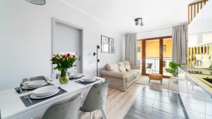 Karpatia, Sun & Snow