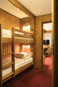 Hotels Les Cornettes : photos des chambres