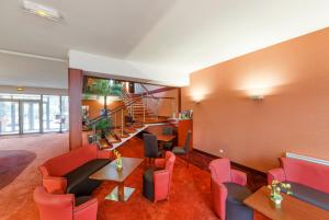 Hotels Hotel du Beryl, Lons-le-Saunier : photos des chambres